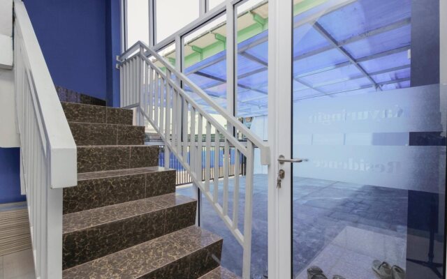 Kayuringin Residence