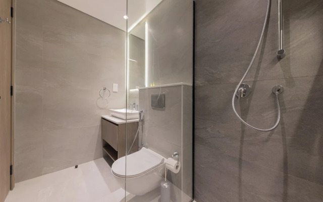 Shining studio in Laya Heights