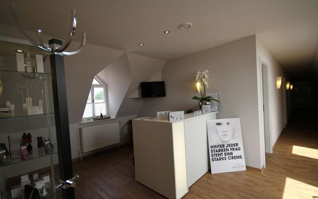 Hotel Aquarium, Ringhotel