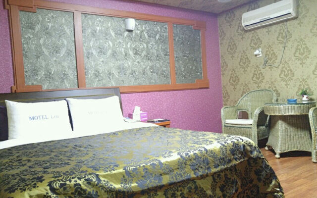Loa Hotel