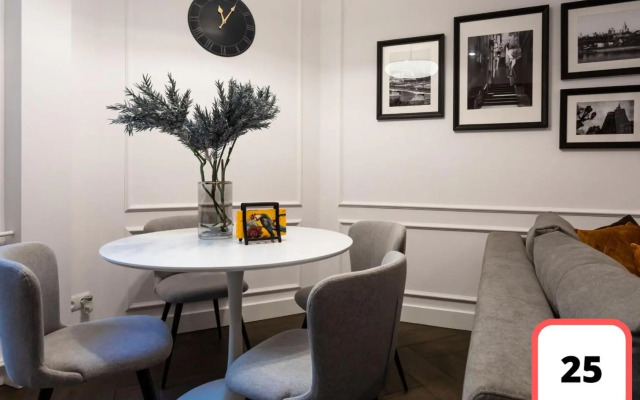 Sienna 41 Boutique Warsaw Apartments