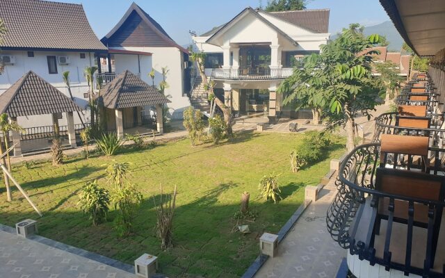 Diamond Resort Vang Vieng