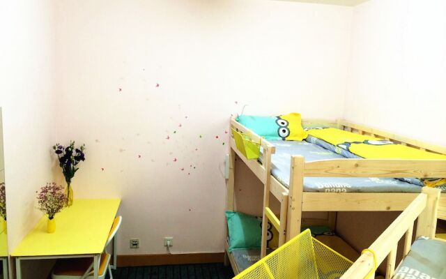 Downtown Center Youth Hostel