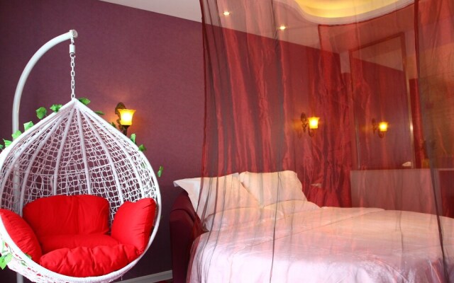 Luoyang Provence Theme Hotel