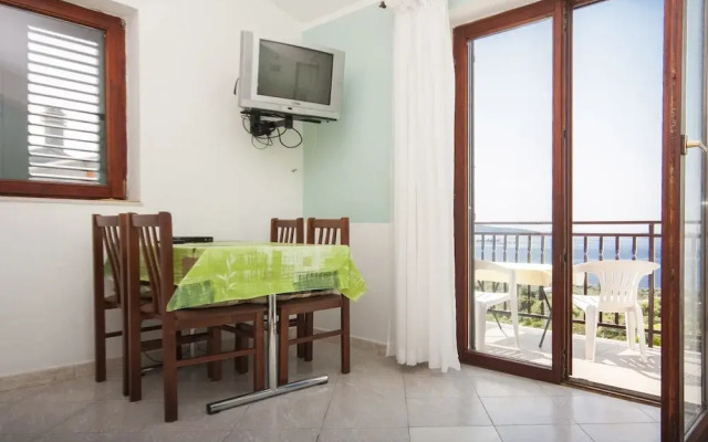 Apartments Pleadin / One Bedroom A1