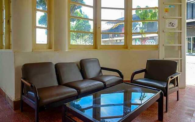 RedDoorz near Balai Kota Batu 3