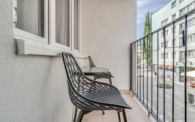 RentPlanet - Apartament Kuźnicza