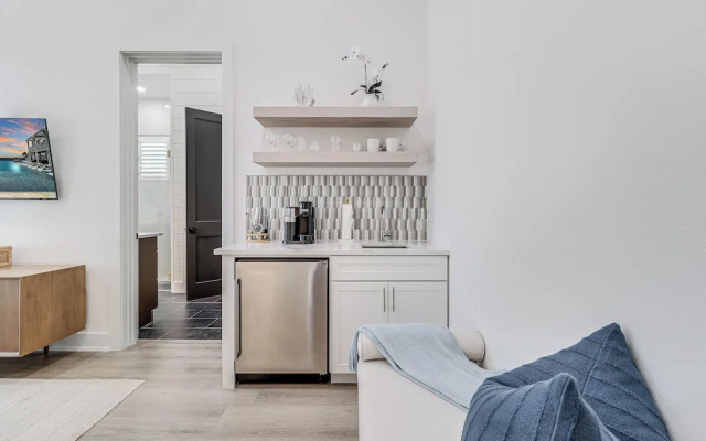 Sandy Cheeks 409 COA