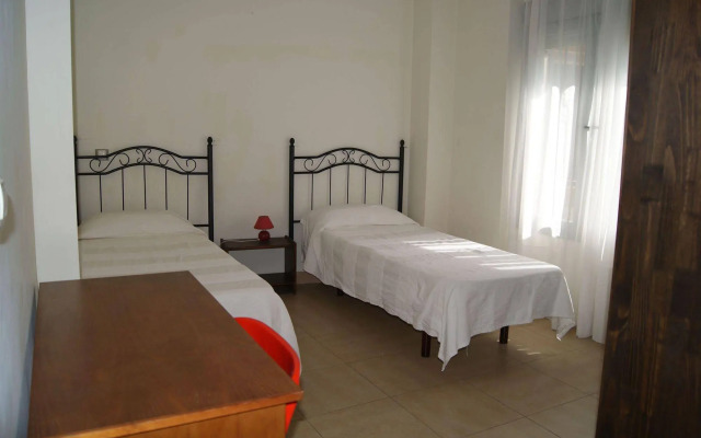 Apartamentos Turisticos La Encarnación