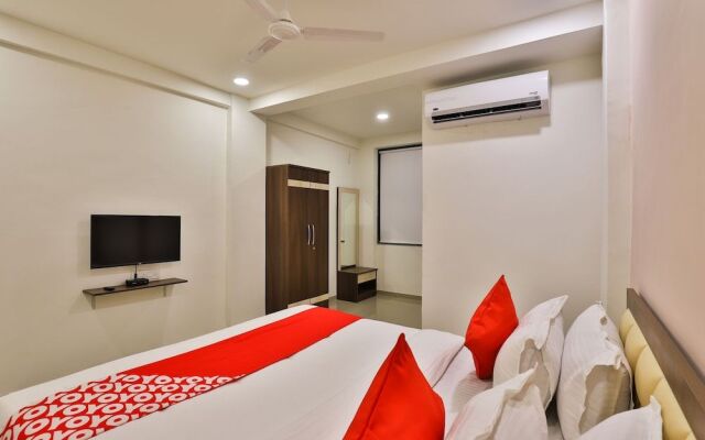 OYO 26578 Hotel Aashray