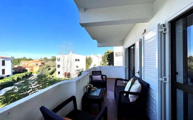 Vilamoura Cosy 4 With Pool by Homing