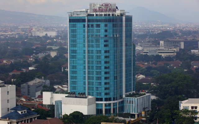 Crowne Plaza Bandung, an IHG Hotel