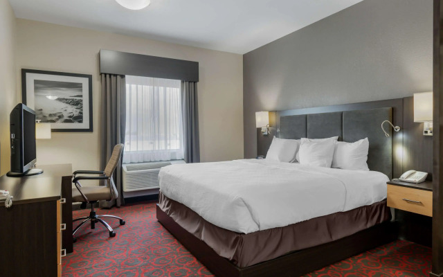 Best Western Plus Eastgate Inn & Suites
