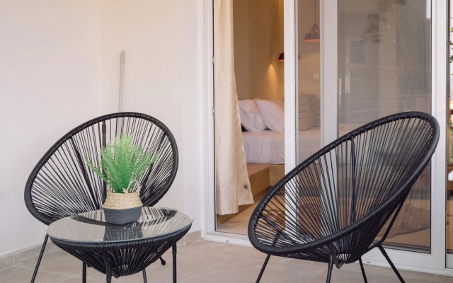 Eleftheria Suites