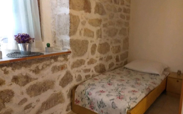 Apartments Tonci