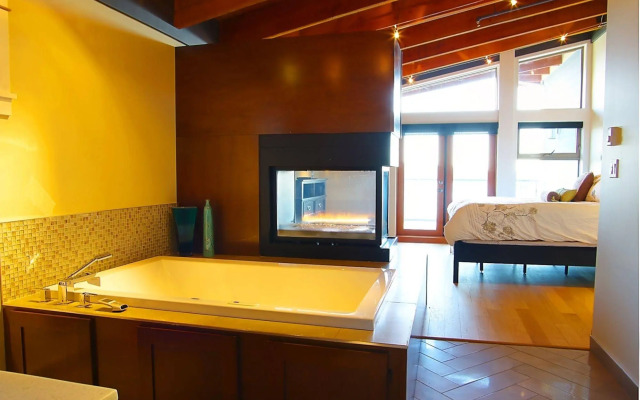 Mariner's Loft