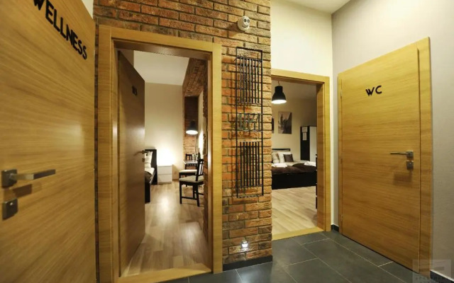 Lucky 8 Guesthouse