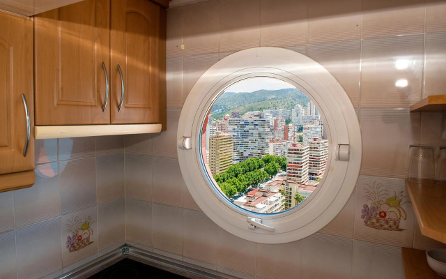 Las Damas Premium 23F Beach Front - Pool & Parking