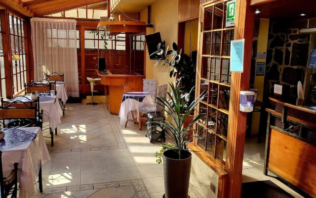 Hotel 3 Poniente
