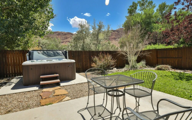 Cottonwoods 443