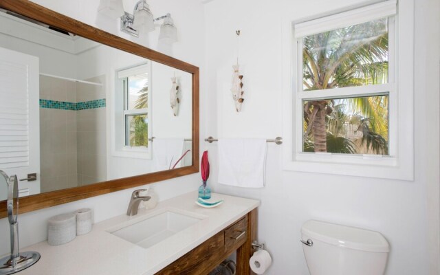Sandy Hill Beach House by Eleuthera Vacation Rentals