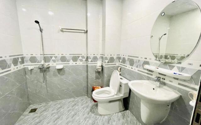 Little Vietnam Hotel - Cat Ba