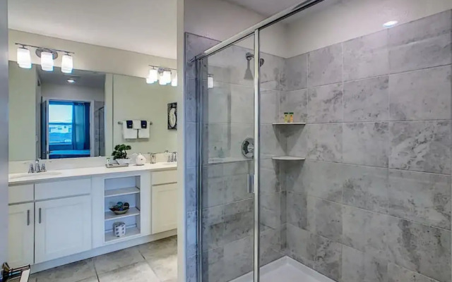 205 Luxury Condo Storey Lake Disney