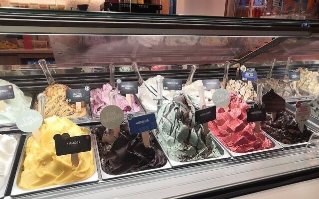 Novotel Sydney West HQ Hotel