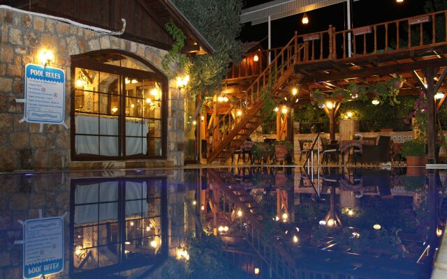 Melrose House Hotel