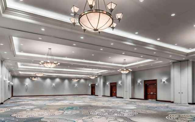 Sheraton Toronto Airport Hotel & Conference Centre