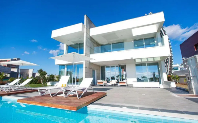 Tranquility Beachfront Villa