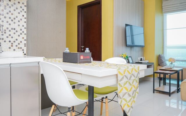 Chic and Spacious 2BR Apartment at Brooklyn Alam Sutera