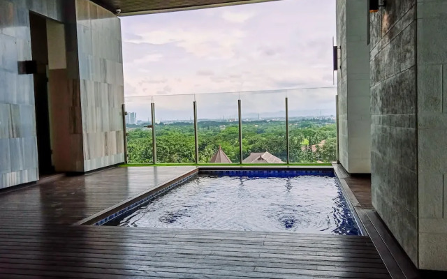 Spacious and Elegant 4BR at Hillcrest House Apartment