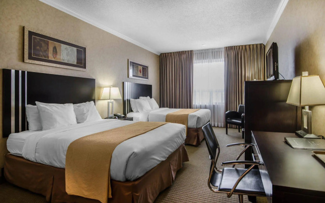 Travelodge by Wyndham Prince Albert