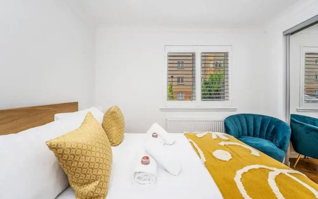 Luxury 2bed 2bath-ground Floor-free Parking