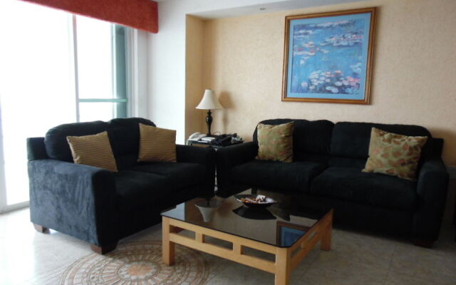 Penthouse B North El Cantil