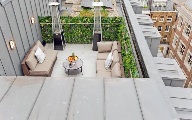 3-bed Rooftop Penthouse