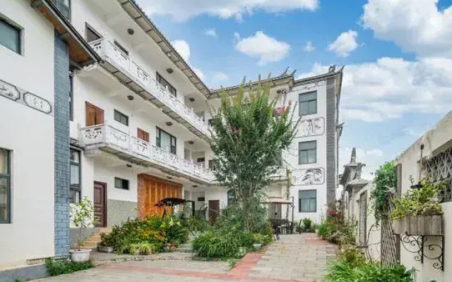 Dali Haipo Inn