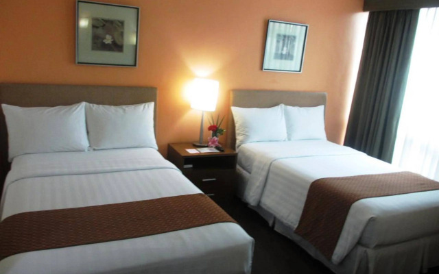 Crown Regency Hotel Makati