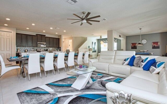 Solara - 9 Bedrooms House W/Pool-8102sa