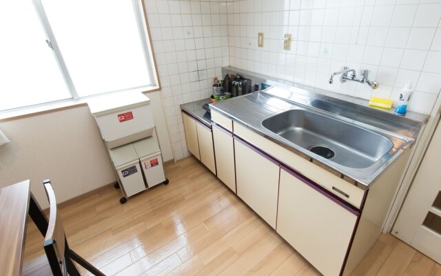 EX Hamamatsu Apartment 501