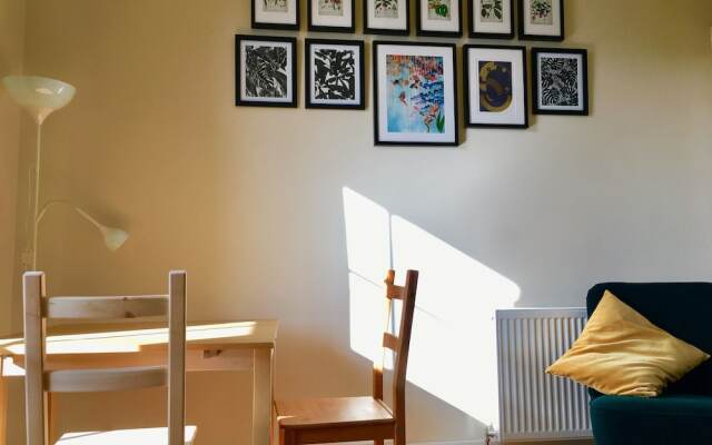 Flat In Stockbridge