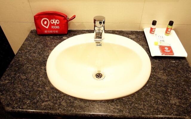 OYO Premium Merlin Homeland Mall