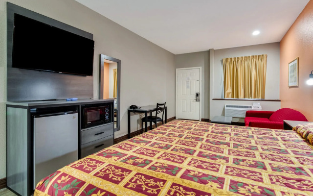 Executive Inn & Suites