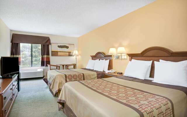 Days Inn by Wyndham Burlington East