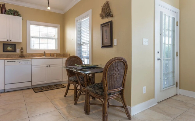 Island Paradise 8AD - 1 Br Condo