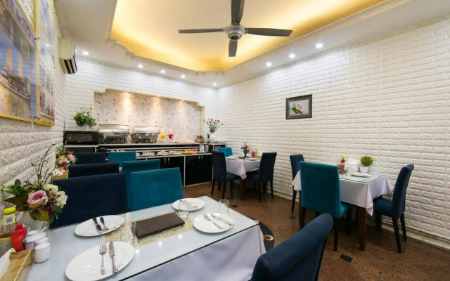 Kingly Hotel