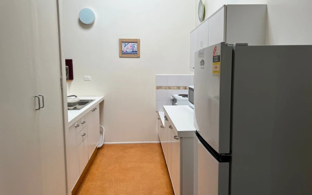 Executive Hideaway Motel