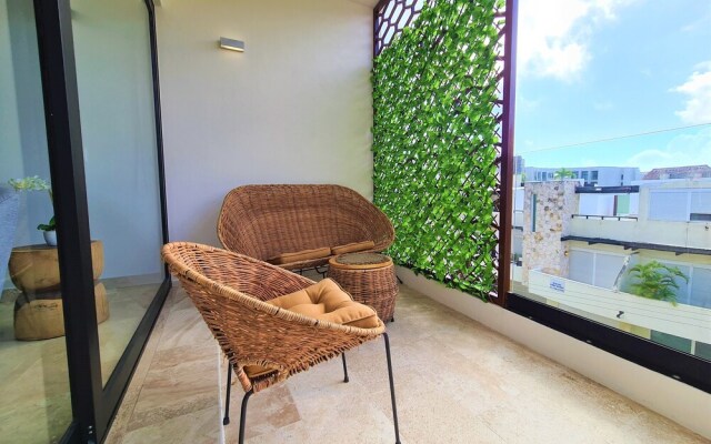 Bahay By Riviera Rentals