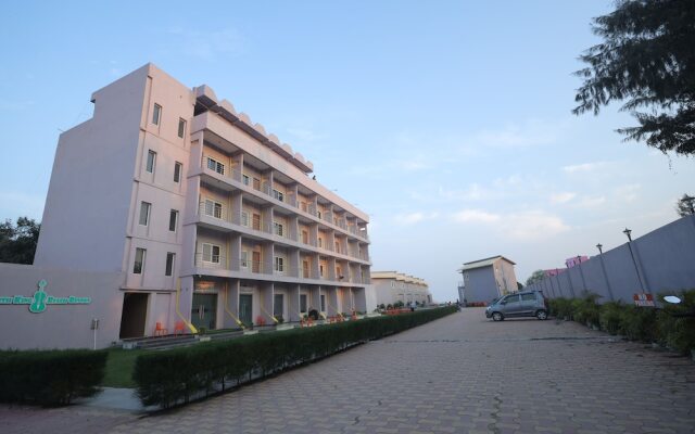 Parth King Beach Resort